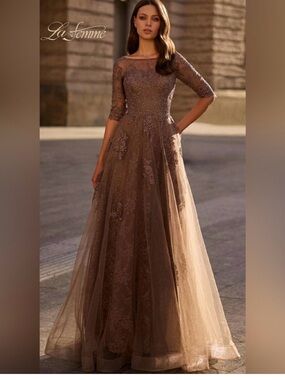 La Femme NWT Cocoa Floral Lace Evening Maxi Ball Gown Dress Size 4 #28036